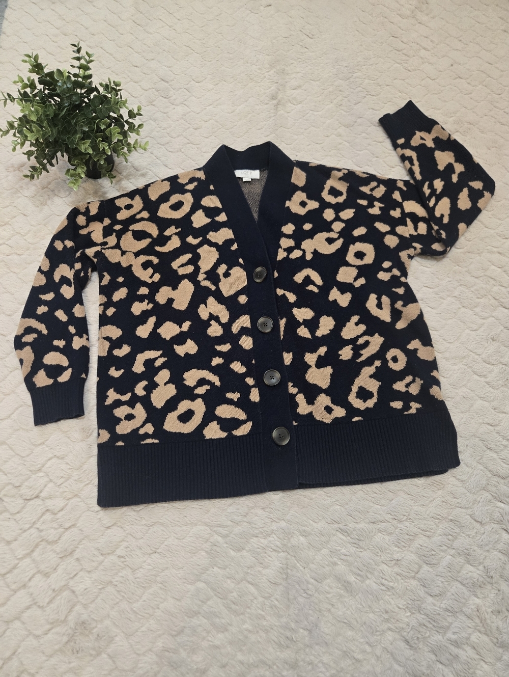 LOFT Navy and Tan Leopard Print V-Neck Cotton Cardigan, Size Large Petite